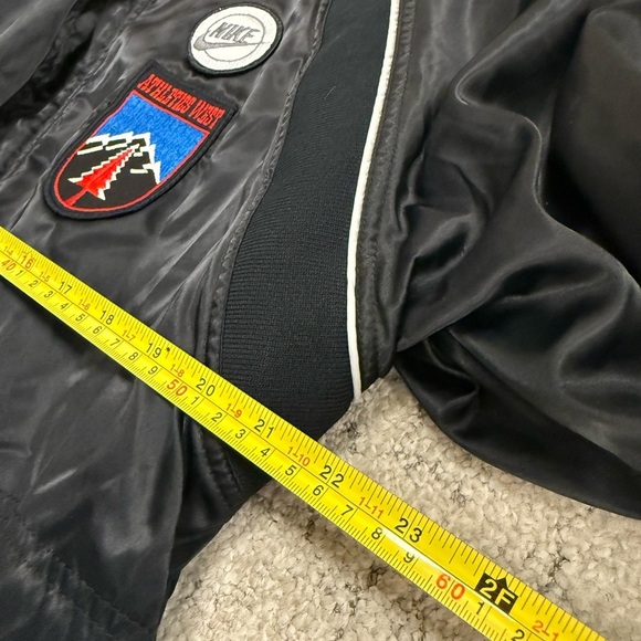 Nike vintage L SATIN ultra rare collectible EXC vintage cond “Athletics West” - Picture 11 of 15